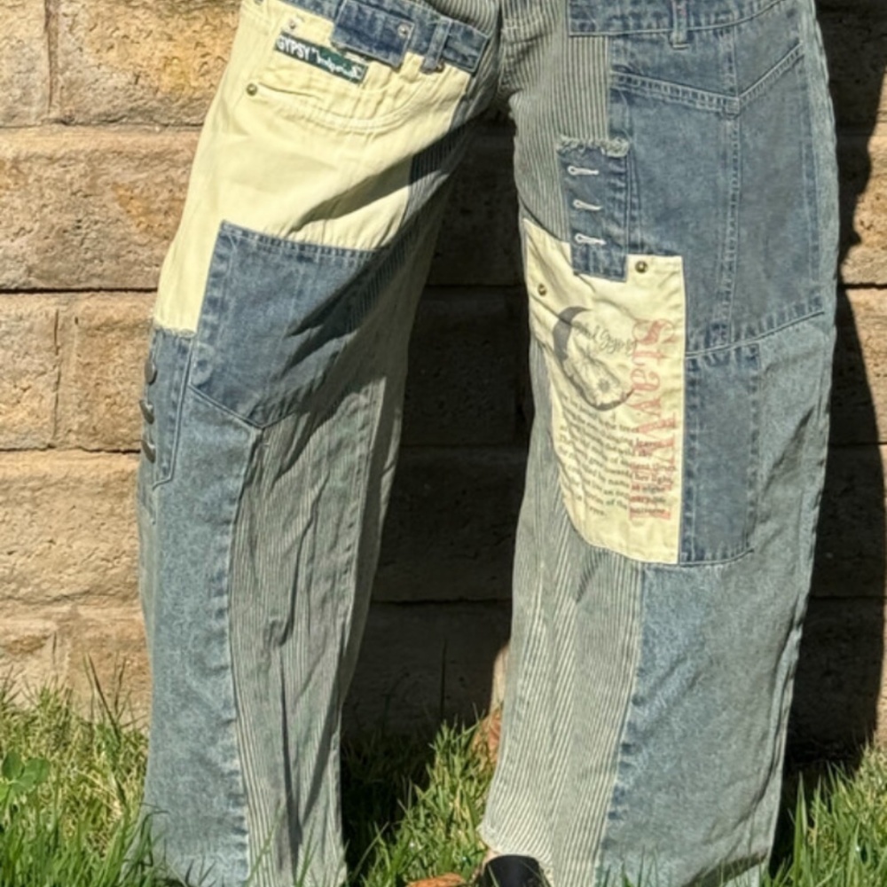 Patchwork Wide-Leg Jeans in Light Blue and Cream
